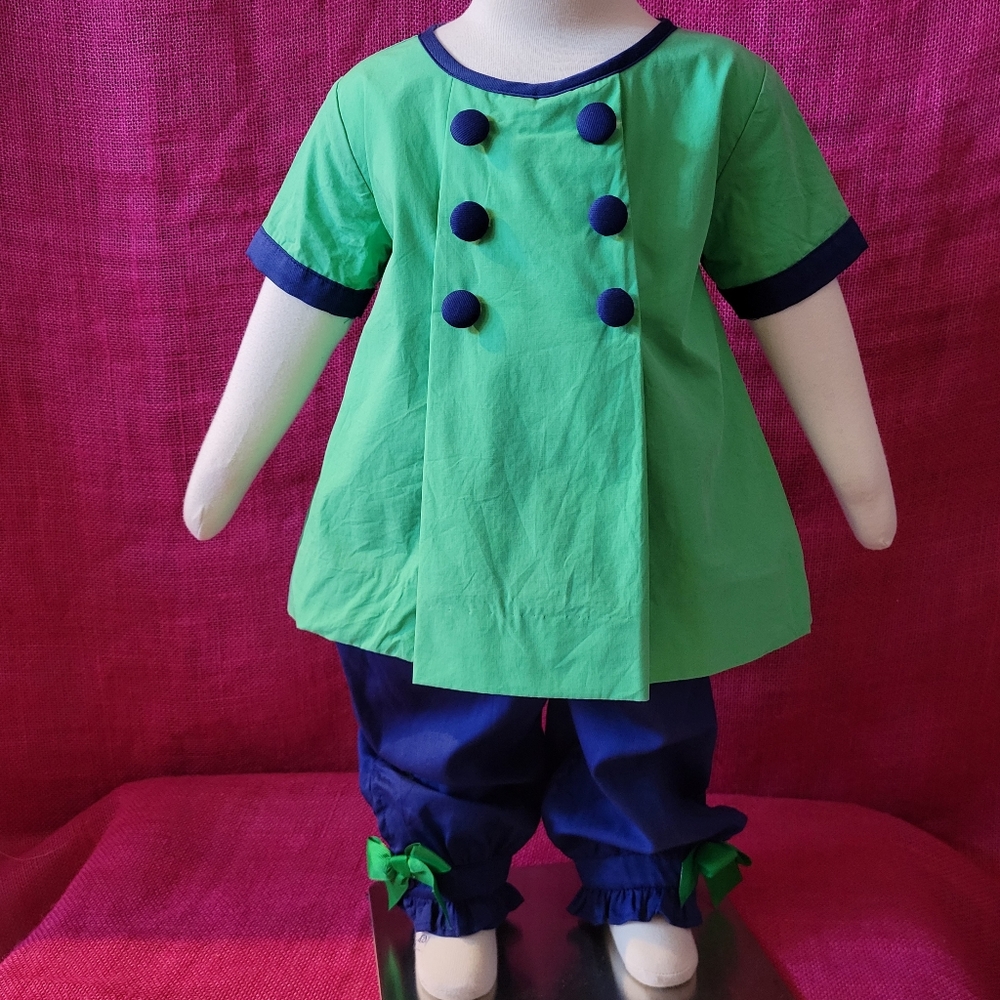Smocked Polka Dot Green Pleated Top & Bloomers 2